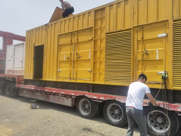 登封除了负载情况和发动机维护，还有哪些因素会影响 200kw 柴油发电机的油耗？