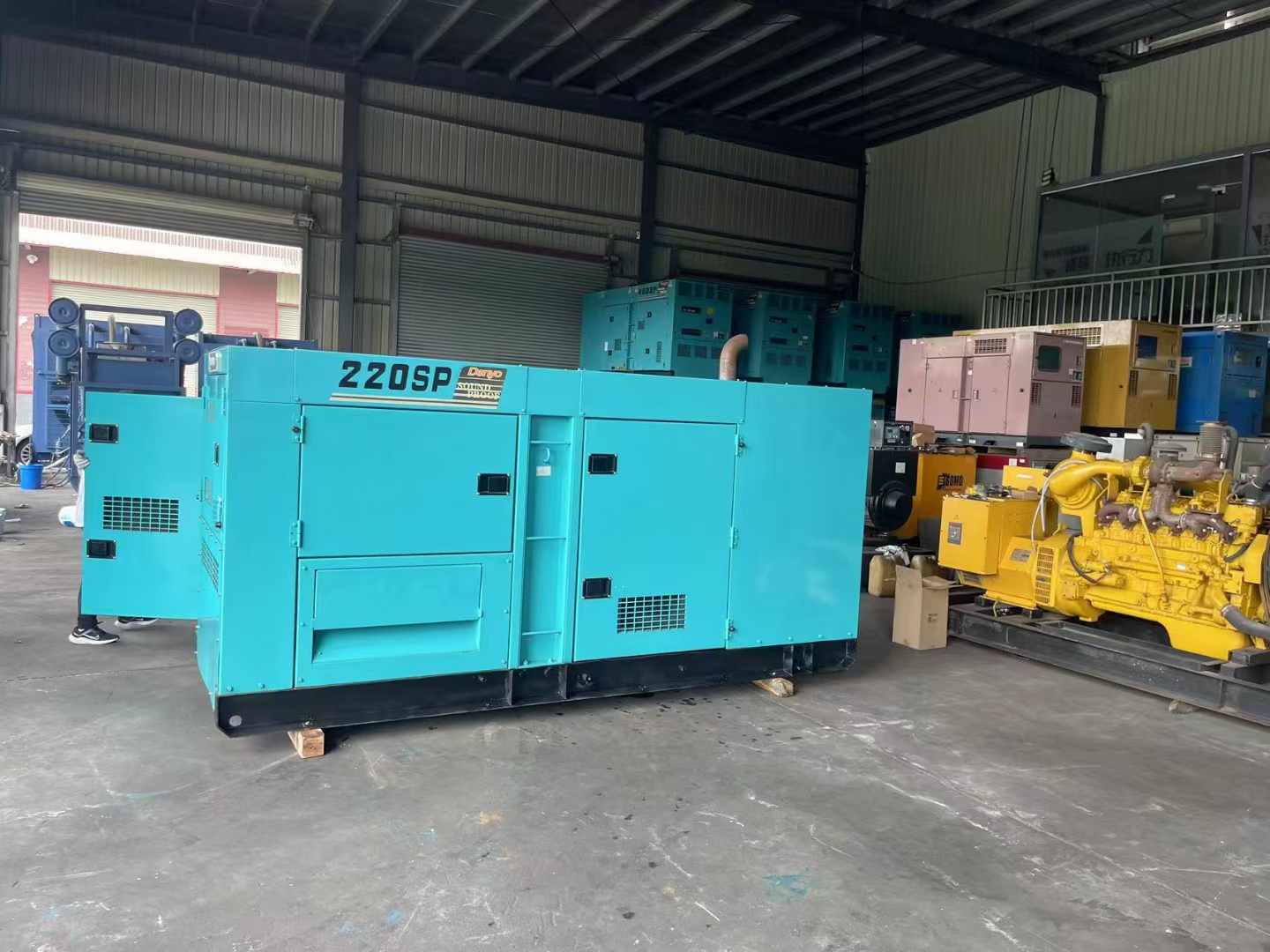 登封800kW 柴油发电机的输出电流波动范围是多少？
