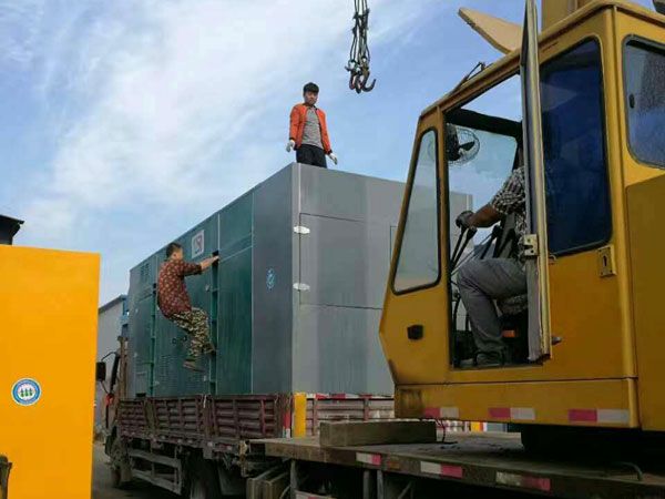 登封更换水冷式机油散热器密封件的操作流程是怎样的？